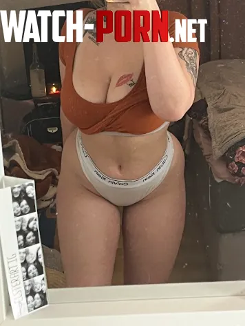 Wanna fuck my chubby curves by DreamyDoll_4