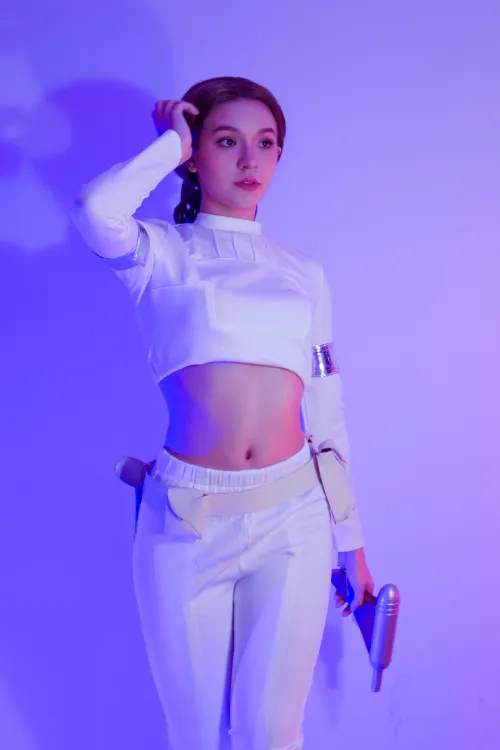 Thumbnail Princess Portrayal: PearllhimePlayful as Padme Amidala | cosplaygirls