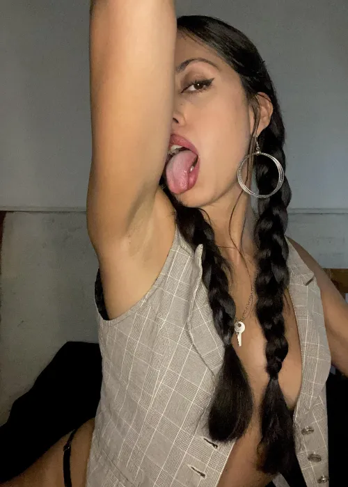 Thumbnail Sensual Secrets of Underarms: A Journey of Pleasure
