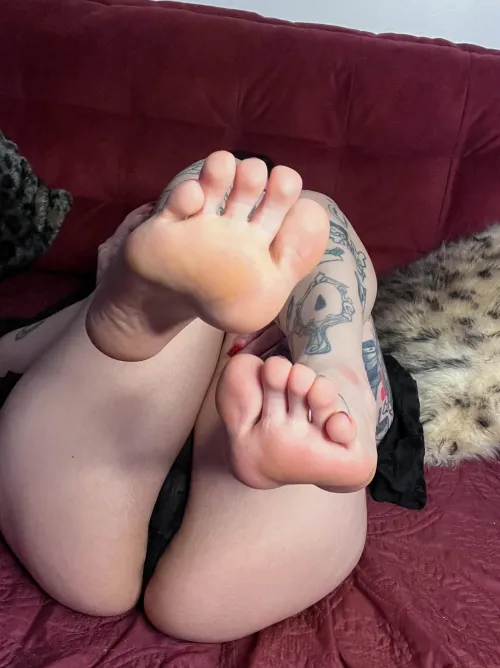 Thumbnail Best Pickup Line Challenge: ButtsAndBareFeet by Dewspark5