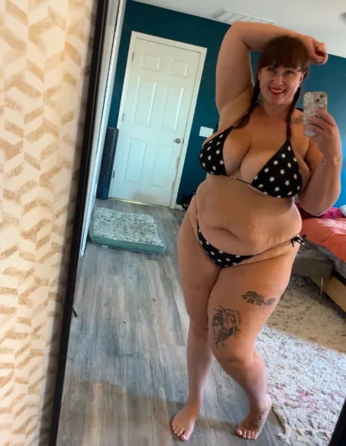 Thumbnail One Last Swim Before Fall: A Nostalgic Tale by Montana_Fire in BBW