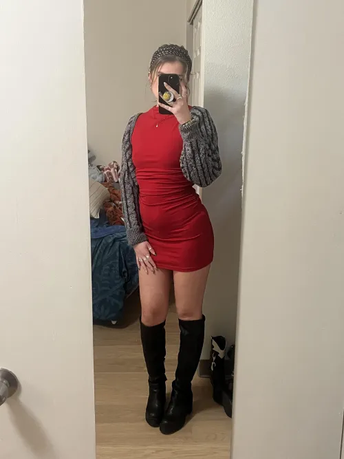 Thumbnail msvioletvixxen Asks Boldly: 'Do You Like My Outfit?' - Dive into XSmallGirls' Style