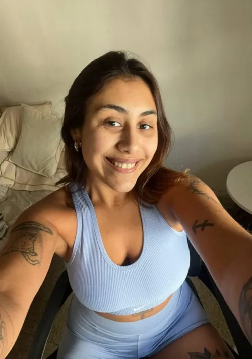 Thumbnail Gym Outfit Showcase by BabygirlFlora_xo in Croptopgirls