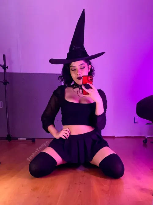 Thumbnail Prepared for Fun: SashaTempo's Halloween Party Look