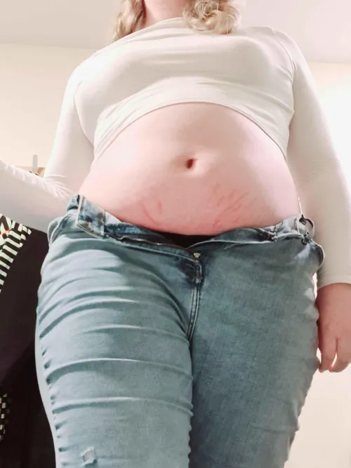 Thumbnail Height and Curves - Esmeislewd's Take in Stuffers Category