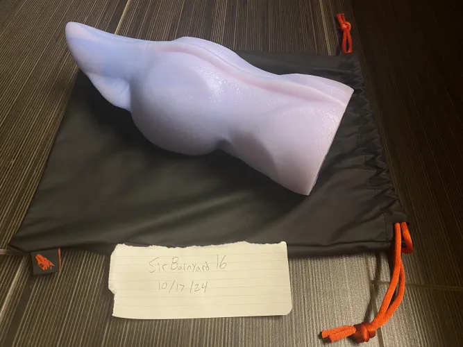Thumbnail Selling Nix the Light Drake: US Exclusive BadDragon Sale by SirBarnyard16