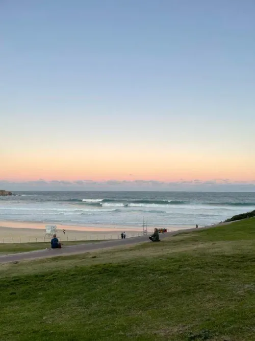 Thumbnail Bondi Beach Magic: SmartBu's Sunset Serenity