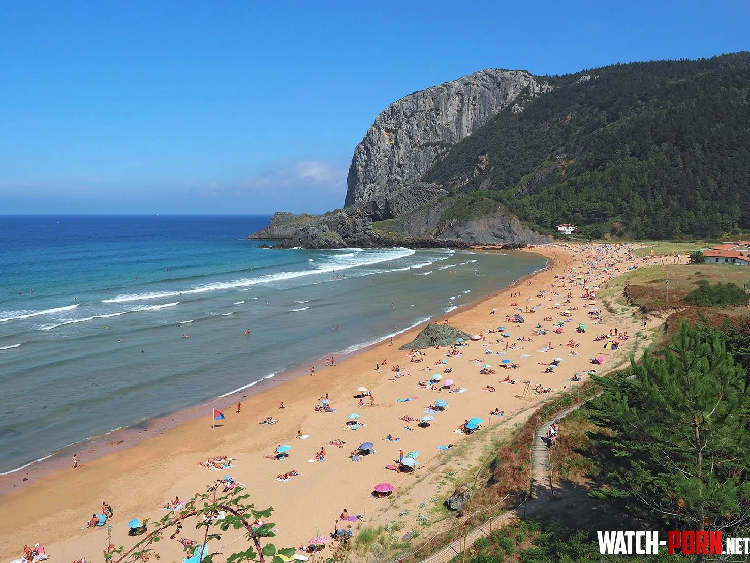 Laga Beach by HeartDry