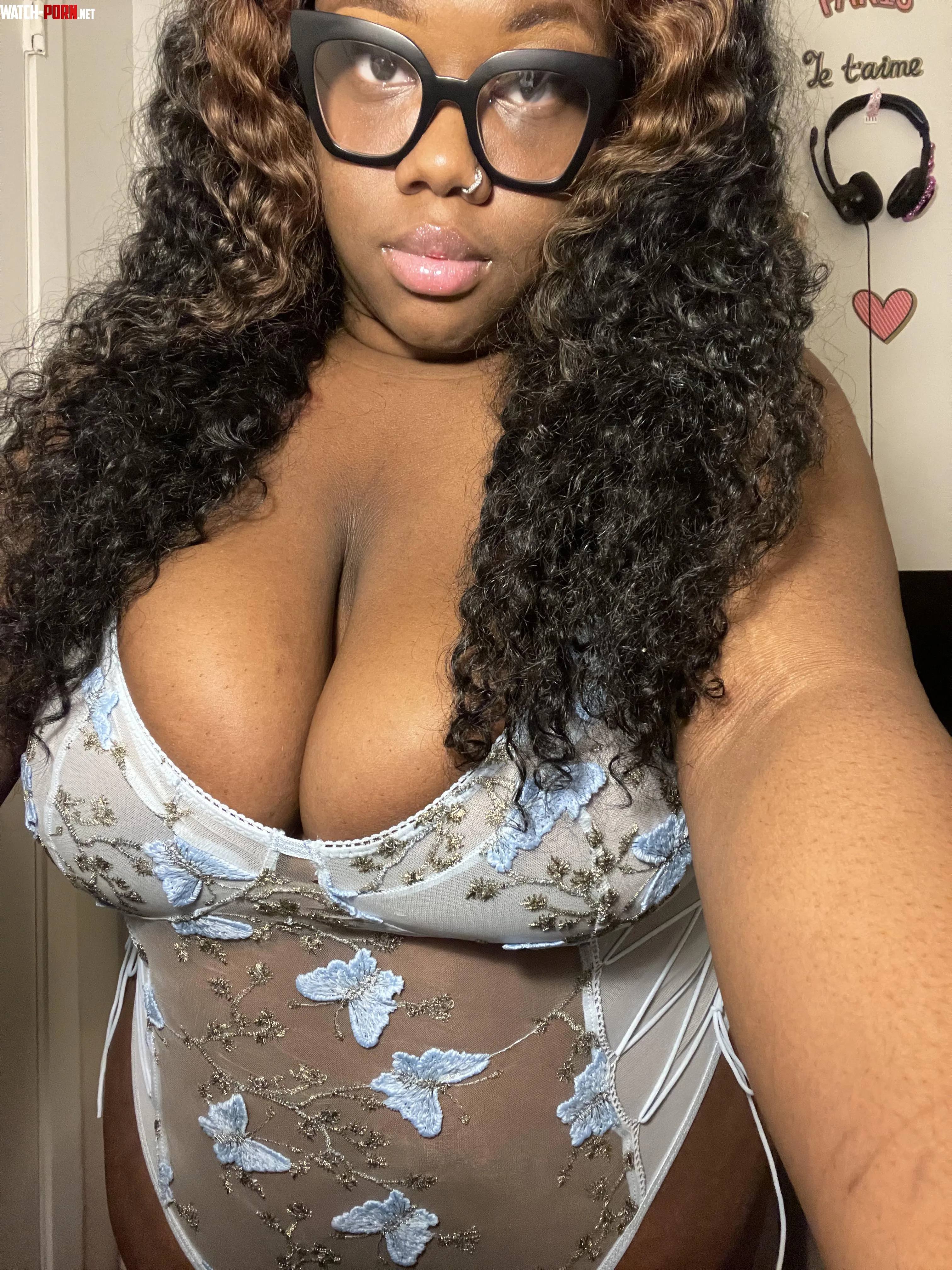 Good morning  by BLKButterflypussy