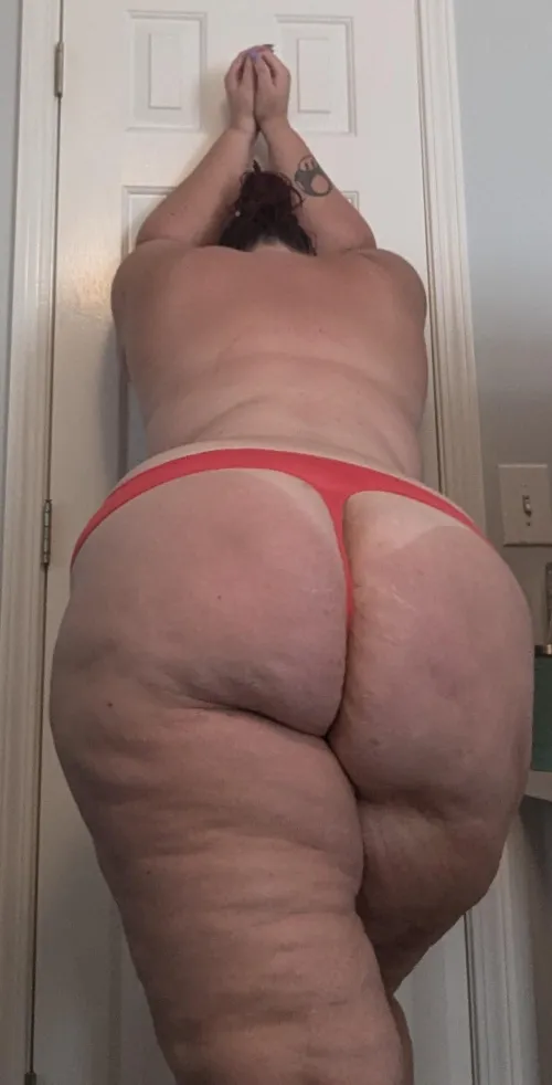 Thumbnail Hump Day Wonders: Join tattoedandthick for BBW Excitement