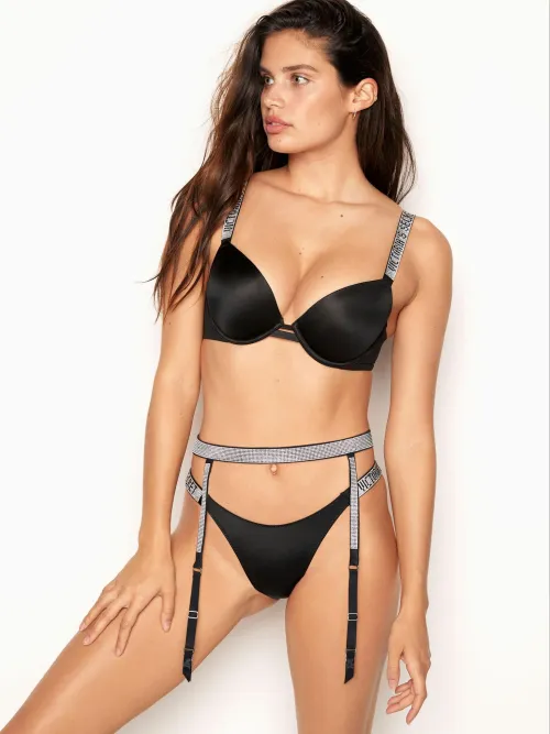 Thumbnail Sara Sampaio's Modeling Mastery by Conscious-Dingo4463