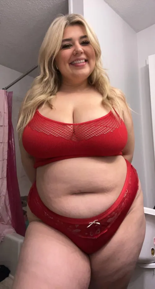 Thumbnail Bedtime Indulgence: xomaryjanex's Cozy Moment | BBW_Chubby