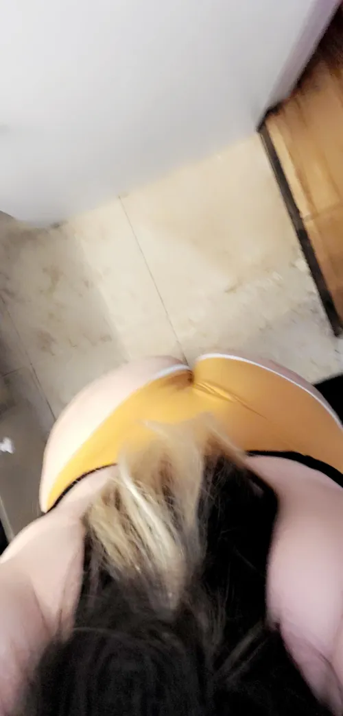 Thumbnail Yellow Shorts for a Fabulous Friday: Style Tips for BBW Chubby | desii_love98