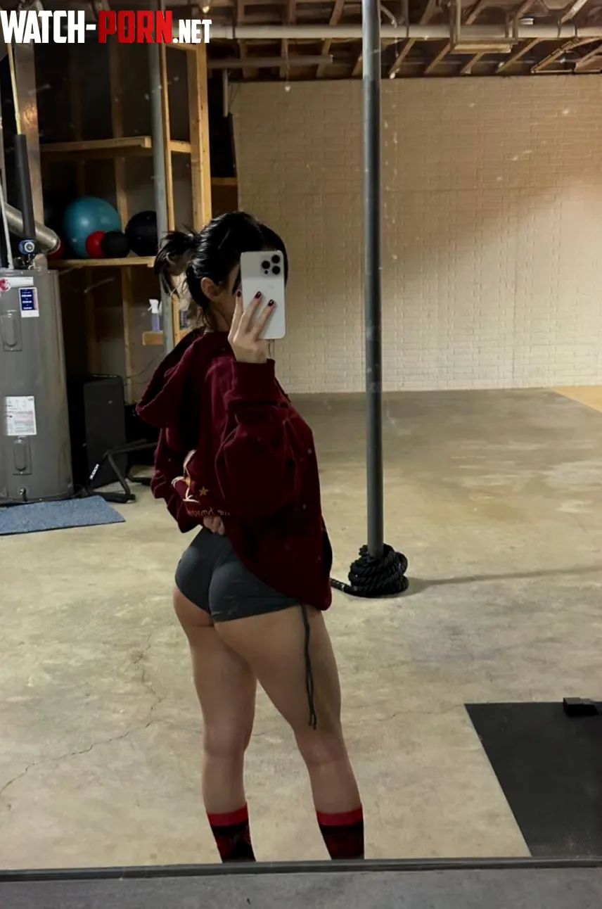 What would you do to my booty  by khloeraez