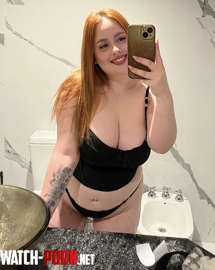 Just let 23yo chubby body ride on you hard pls F23 by SpicyyDol
