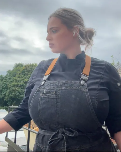 Thumbnail Culinary Seduction: Chef's Delight by jdevo91 | 2busty2hide
