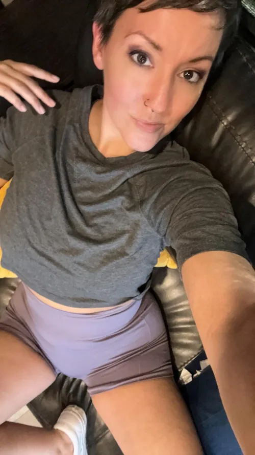 Thumbnail Sensual Playfulness: Inviting Interactions with Astraea_ann