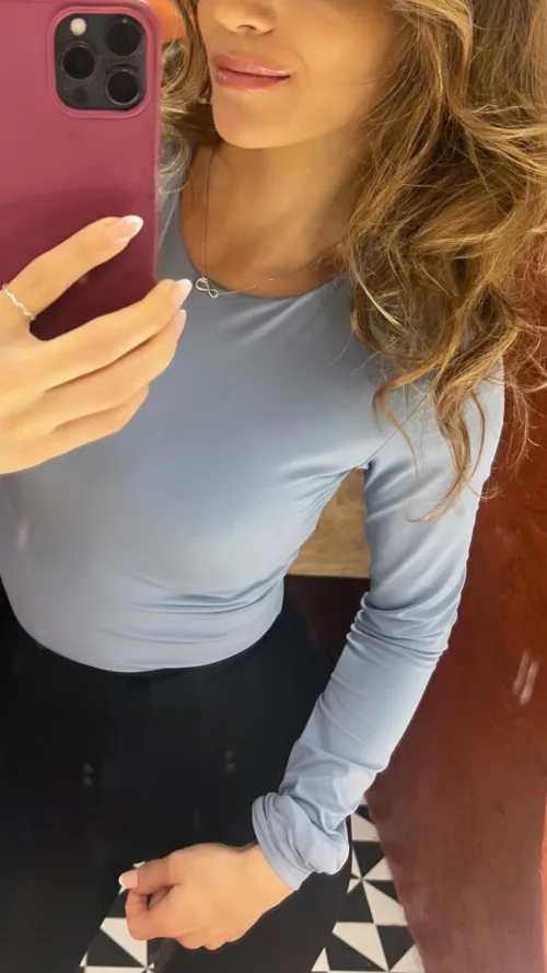 Thumbnail Office Fashion: Expressing Confidence in Professional Attire by beauty-girl-queen