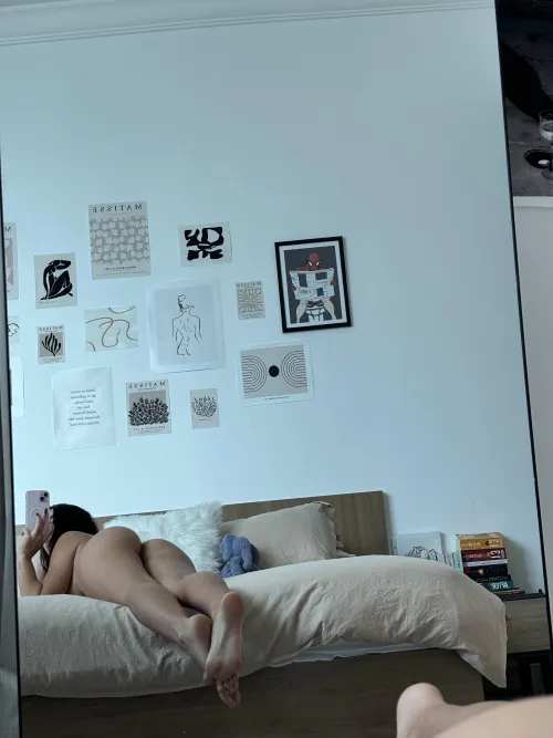 Thumbnail Craving Action: BlissfulViolet's CuteLittleButts Revelry