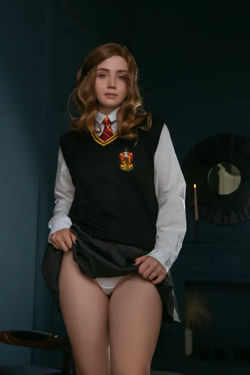 Thumbnail Magical Transformation: Hermione Granger by JyuSan