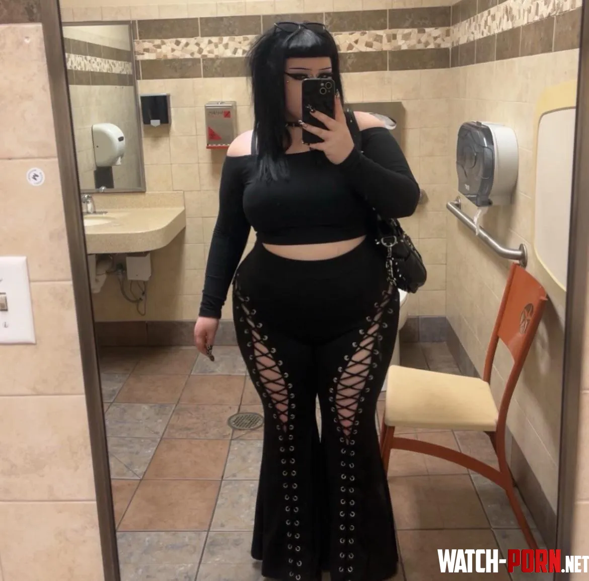 Concert outfit  by Imagine__dwagons_