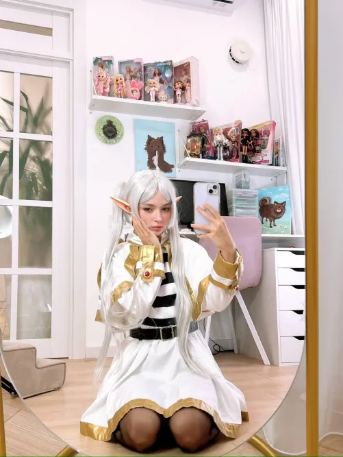 Thumbnail Anime Beauties: Frieren's Journey with BarbieJacuz