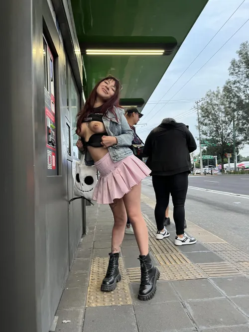 Thumbnail NoFlowersForYou_'s Bold Bus Stop Experience: FlashingGirls