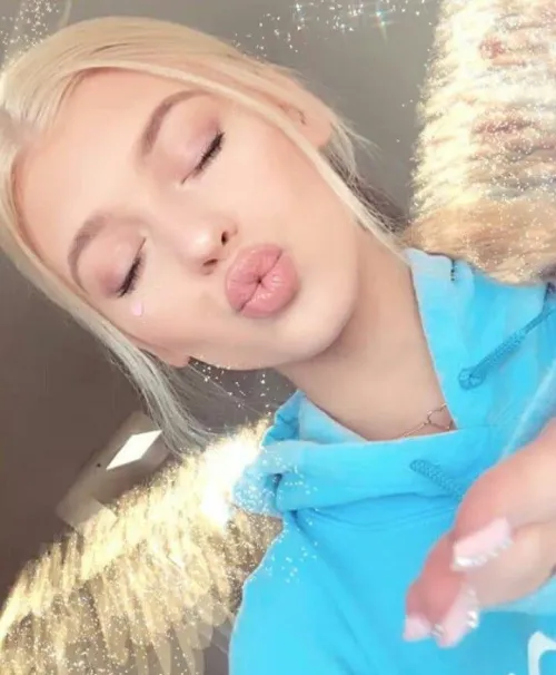 Thumbnail Delving Deeper into Loren Gray Pt2 by g0o_o0g in Pouting