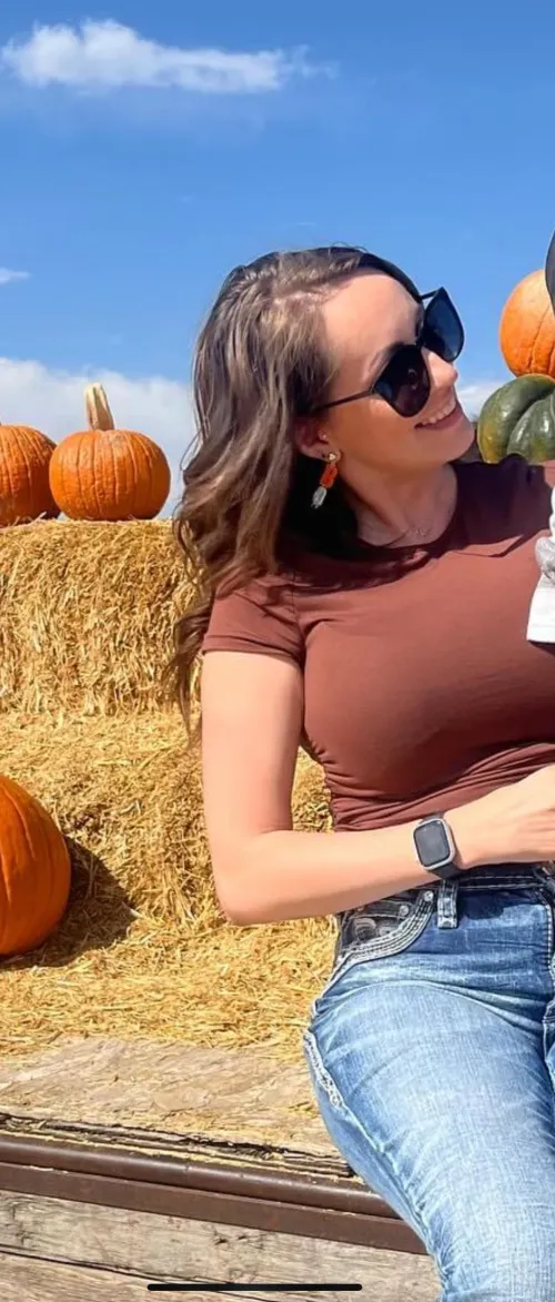 Thumbnail New_Toe1755 Welcomes Fall with Pumpkins and More | 2busty2hide