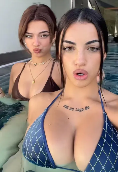 Thumbnail JonathanLHo Celebrates Perfect Tits in BigTitsinBikinis Domain