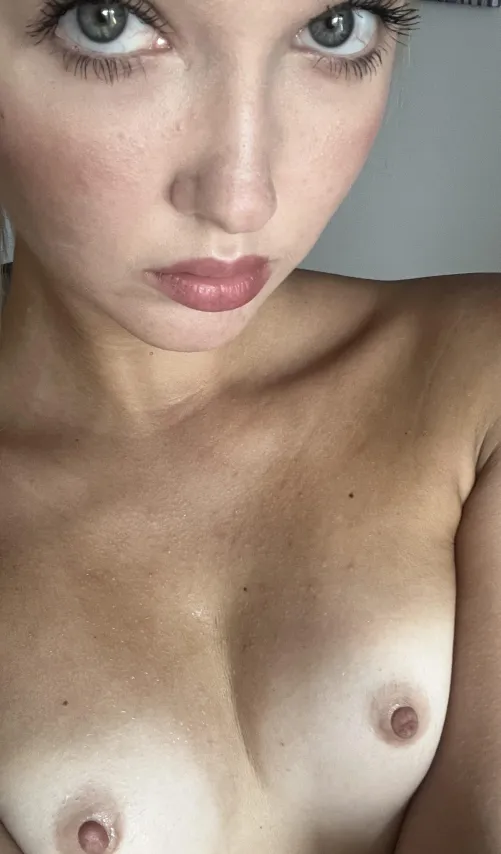 Thumbnail Arya_Doll's Sexiest Little Boobs Unveiled