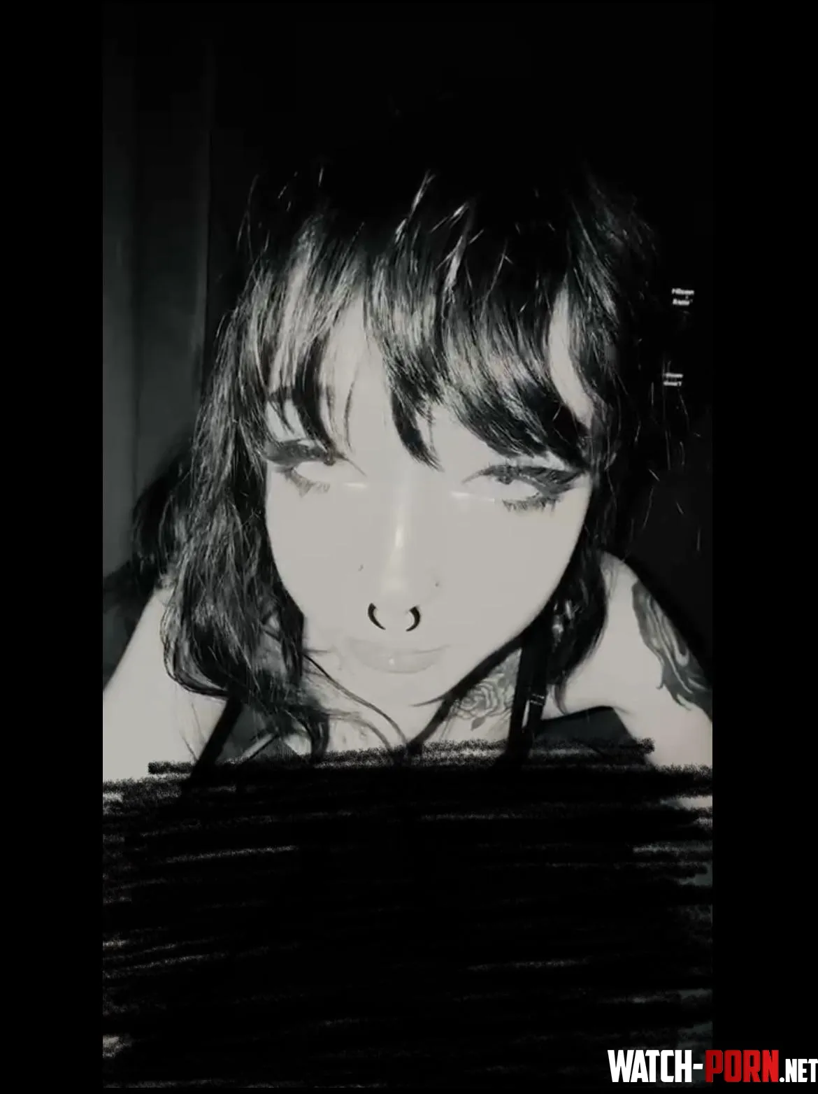 I think I look soo pretty in this vid  by Sinfulthorns