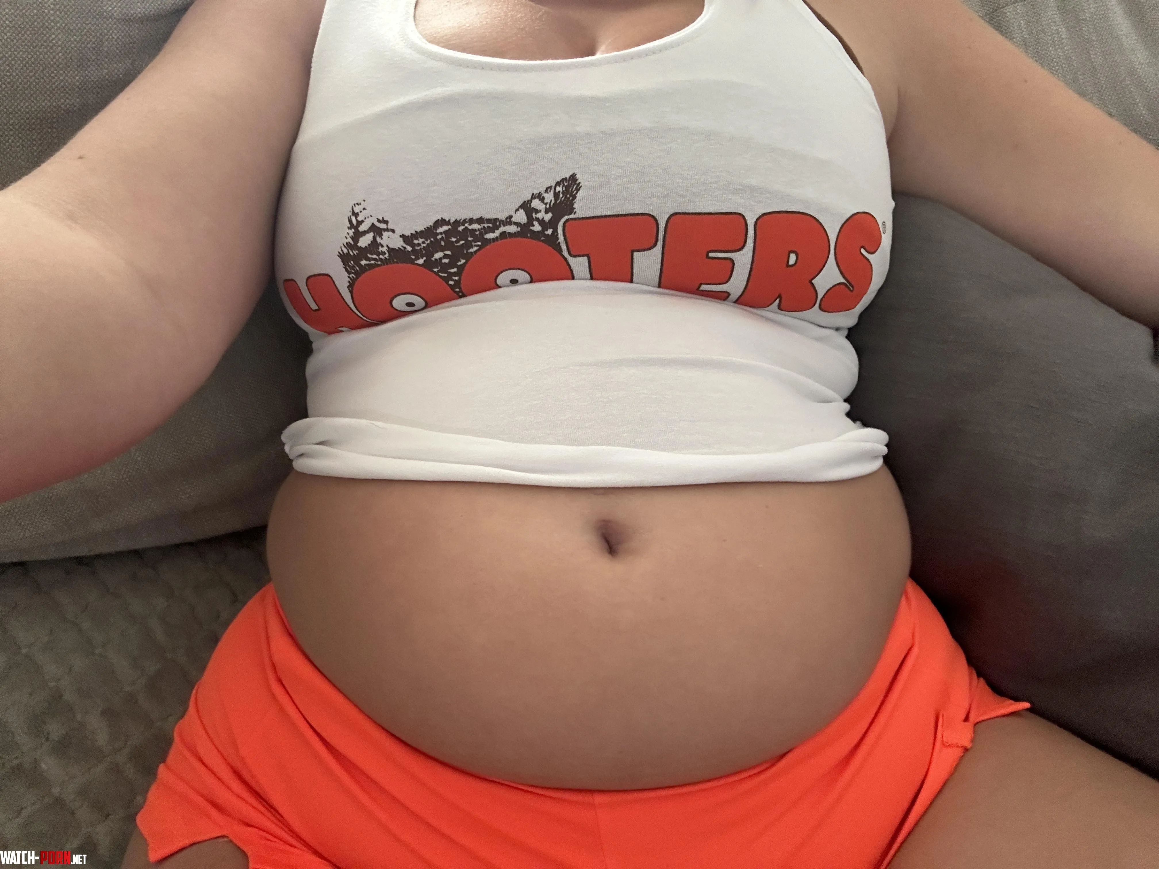 My boss wont give me an XL uniform  by lovesbreadsticks