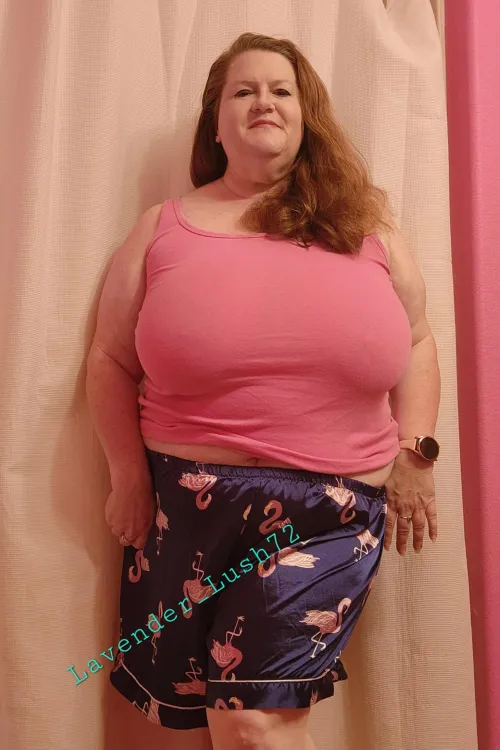 Thumbnail Embracing Comfort: Pajama Time with a BBW GILF