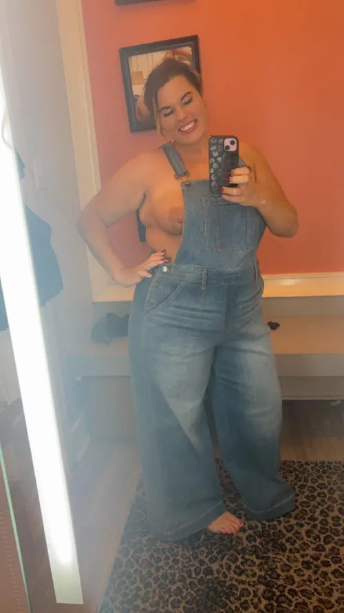 Thumbnail Discover the Allure of a Sexy Farmer BBW - Insights from rideamercedes