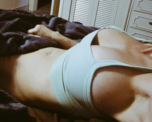 Thumbnail SoccerMom's Delayed Start in Bed: VanillaVixen360