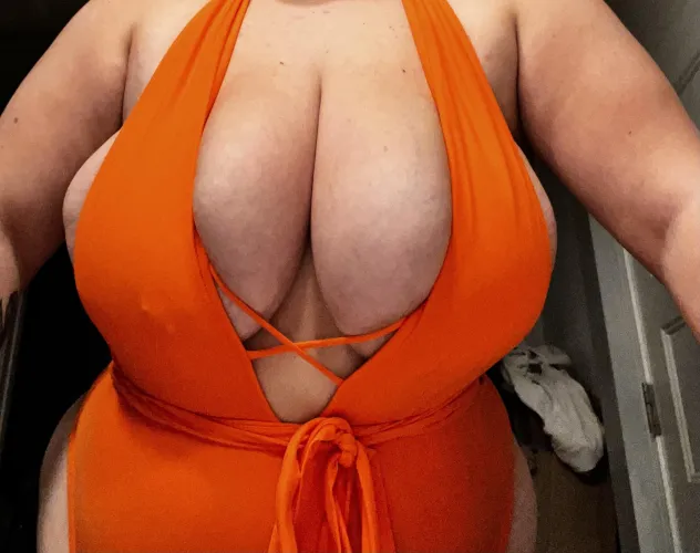 Thumbnail Irresistible Charm: CUMSTAY's Journey in the World of BBW