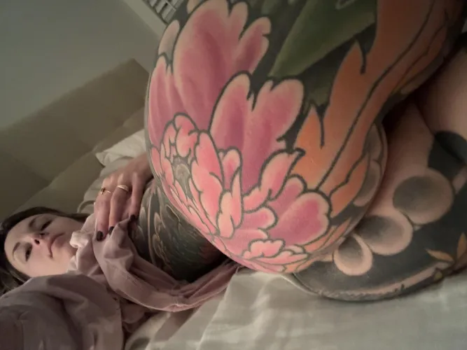 Thumbnail Random Shot Alert: Low Quality but Full of Sass by kuzagirl | altgonewild