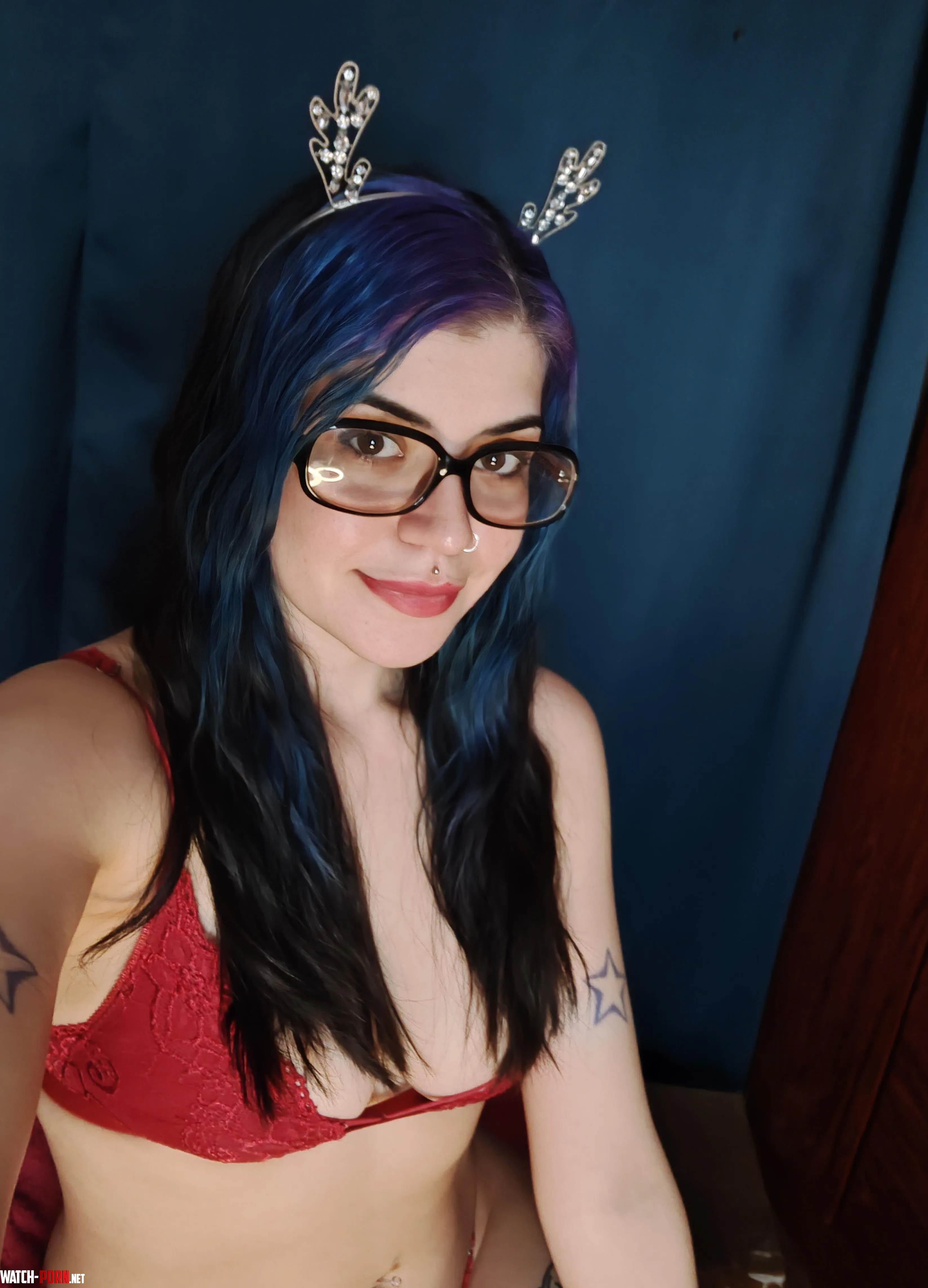 Red bra by frambuesa_miko