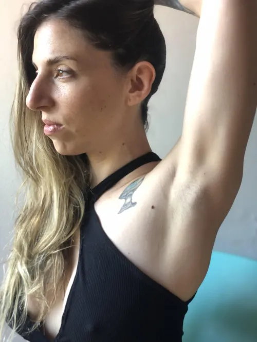 Thumbnail Cleaning Pits with Tongue: vstelar's Provocative Fantasy
