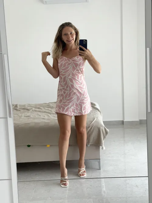 Thumbnail Captivating in Pink: A Stylish Statement by Kkeysi - tightdresses