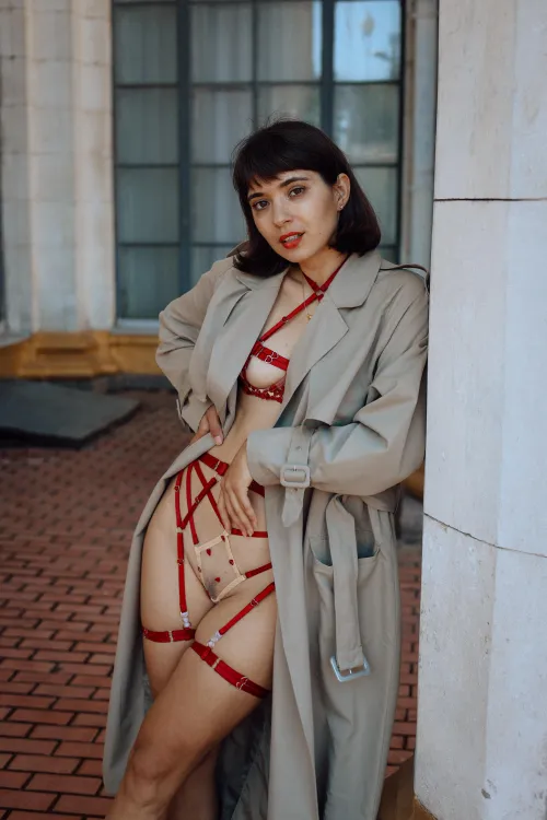 Thumbnail Unveiling Hidden Beauty with Author Anastetik in LaBeauteFeminine
