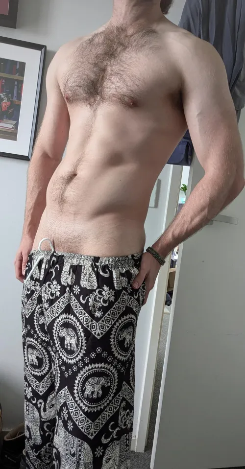 Thumbnail Gym Selfie Showdown by Felixthebrave