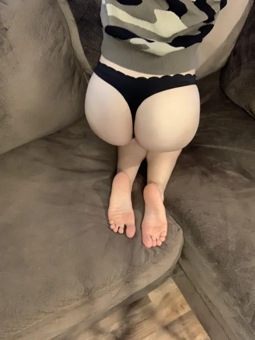 Thumbnail On the Rise Tonight: A Thrilling Thong Experience by thebreefontaine