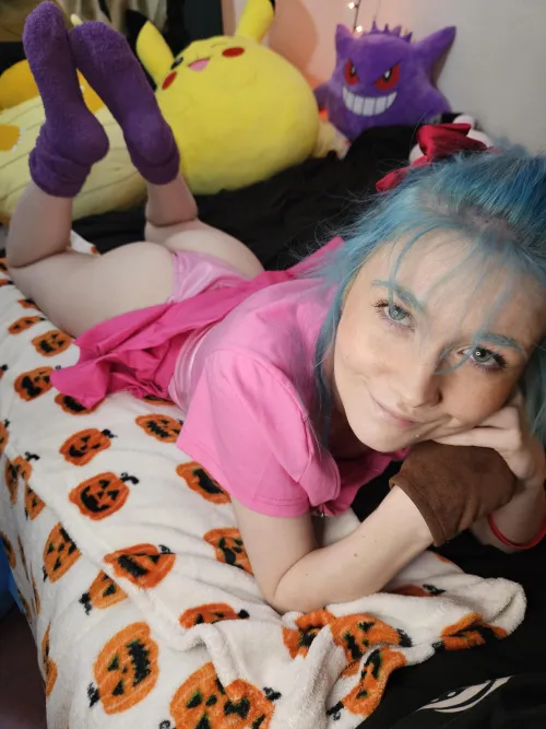 Thumbnail MelodySora's Stunning Bulma Cosplay by Melody_Sora_wish in cosplaybutts Category