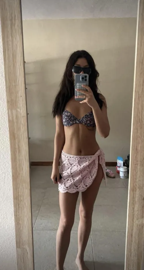 Thumbnail Body Check: Does My Physique Fit This Sub? by petiteandsporty | BikiniBodies