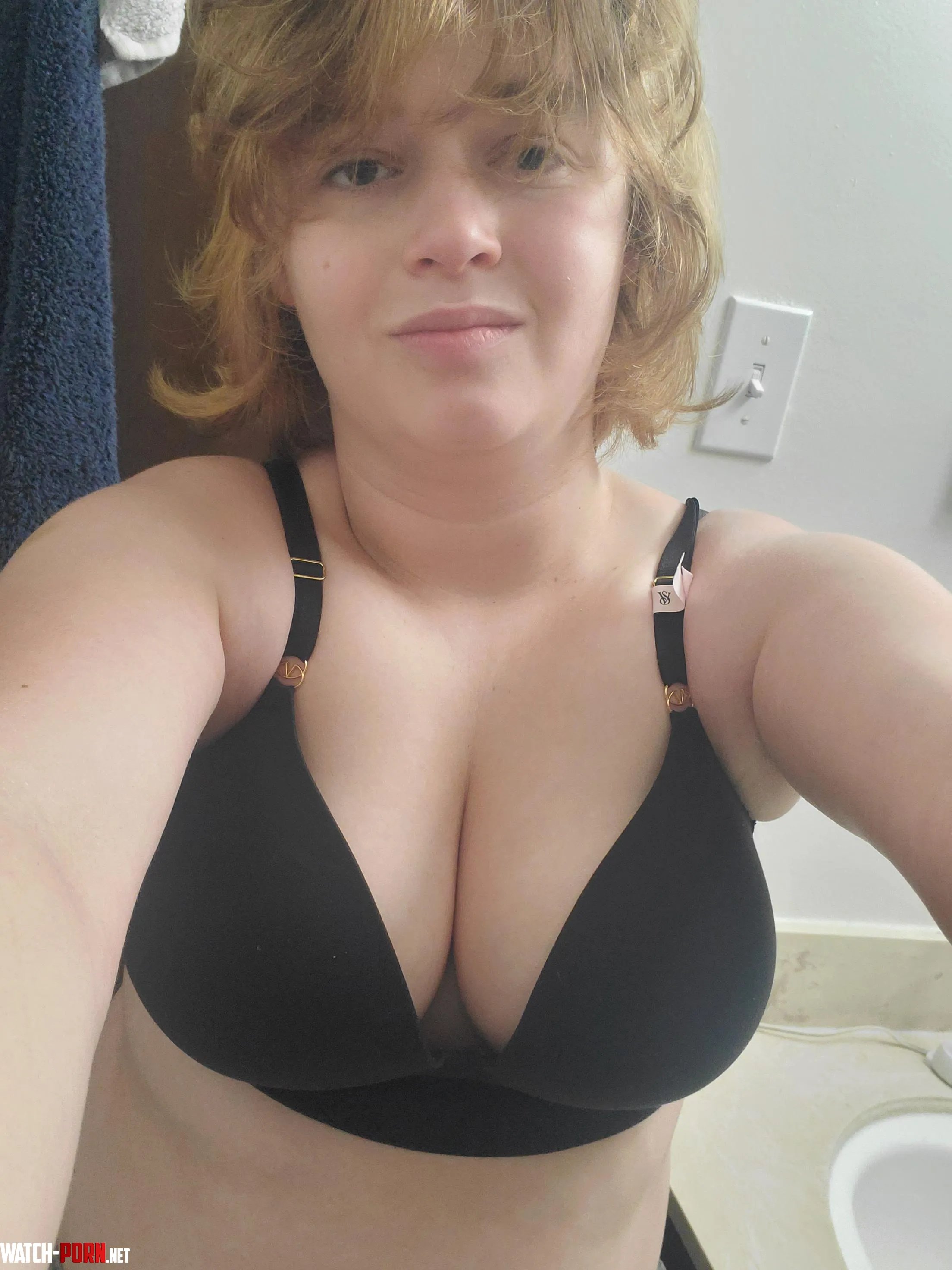 i love how my tits look in my bra f21 by Successful-Link5138