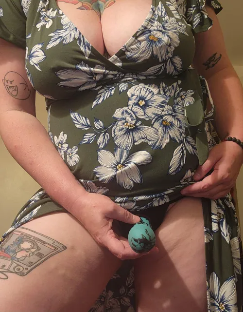 Thumbnail First Impressions: DefiledGoddessLuna on Girlswearingstrapons