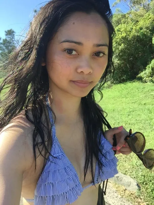 Thumbnail Beach Day: Enjoying Sun and Sand in Realasians | justonethanks1