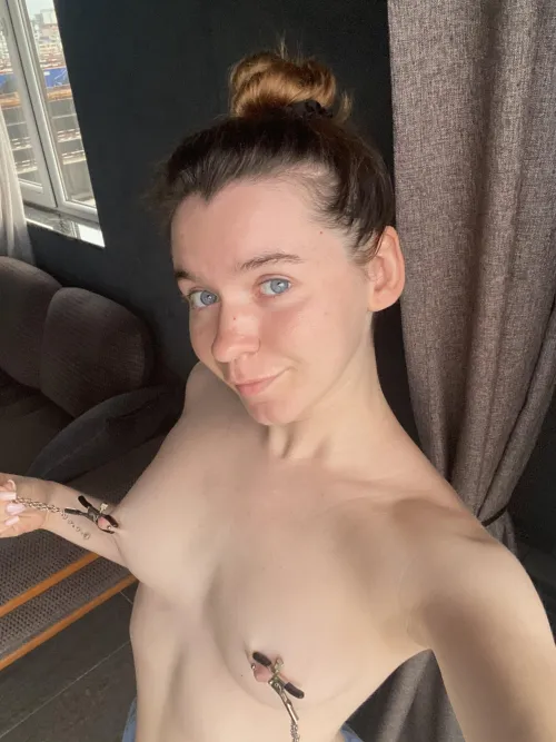 Thumbnail Barechested and Dancing: A Journey Shared by Angelfrom_Sky in ArabPorn